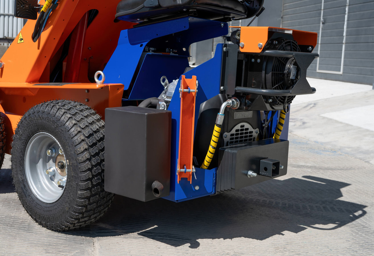 Мини-погрузчик (с бортовым поворотом) ГИДРОМАШ PL-01: фото 11