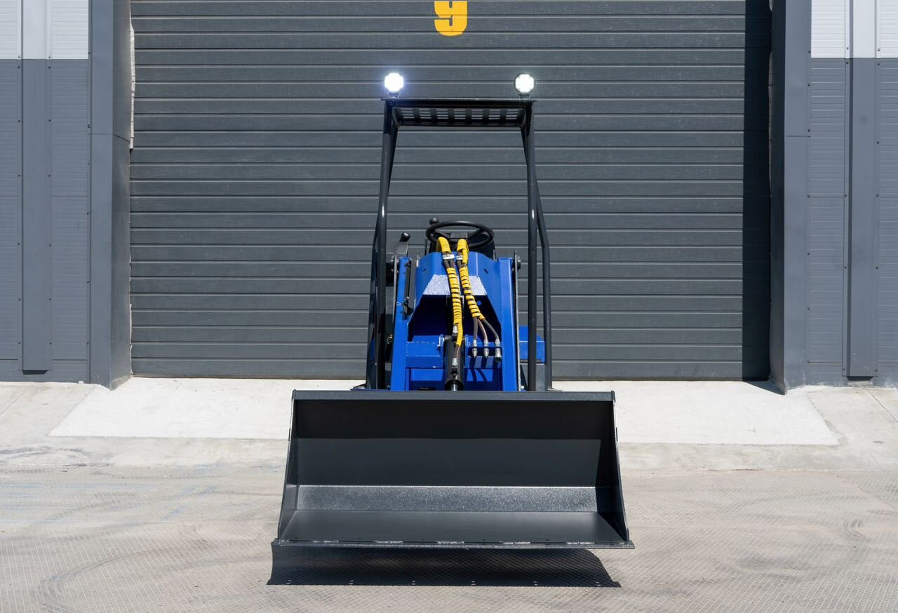 Новый Мини-погрузчик с бортовым поворотом SKARAB PL-100: фото 24 Новый Мини-погрузчик с бортовым поворотом SKARAB PL-100: фото 24