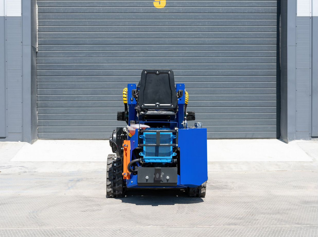 SKARAB RL-03 - Мини-самосвал: фото 4 SKARAB RL-03 - Мини-самосвал: фото 4