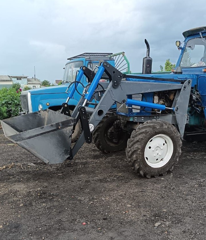 Гидросиб Гранд 900 - Фронтальный погрузчик для трактора: фото 5 Гидросиб Гранд 900 - Фронтальный погрузчик для трактора: фото 5