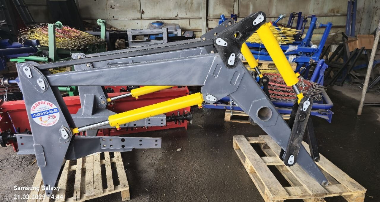 Гидросиб Гранд 900 - Фронтальный погрузчик для трактора: фото 2 Гидросиб Гранд 900 - Фронтальный погрузчик для трактора: фото 2