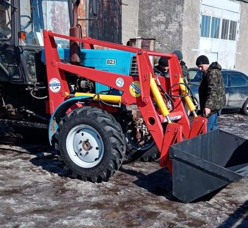 Гидросиб Гранд 900 - Фронтальный погрузчик для трактора: фото 2 Гидросиб Гранд 900 - Фронтальный погрузчик для трактора: фото 2