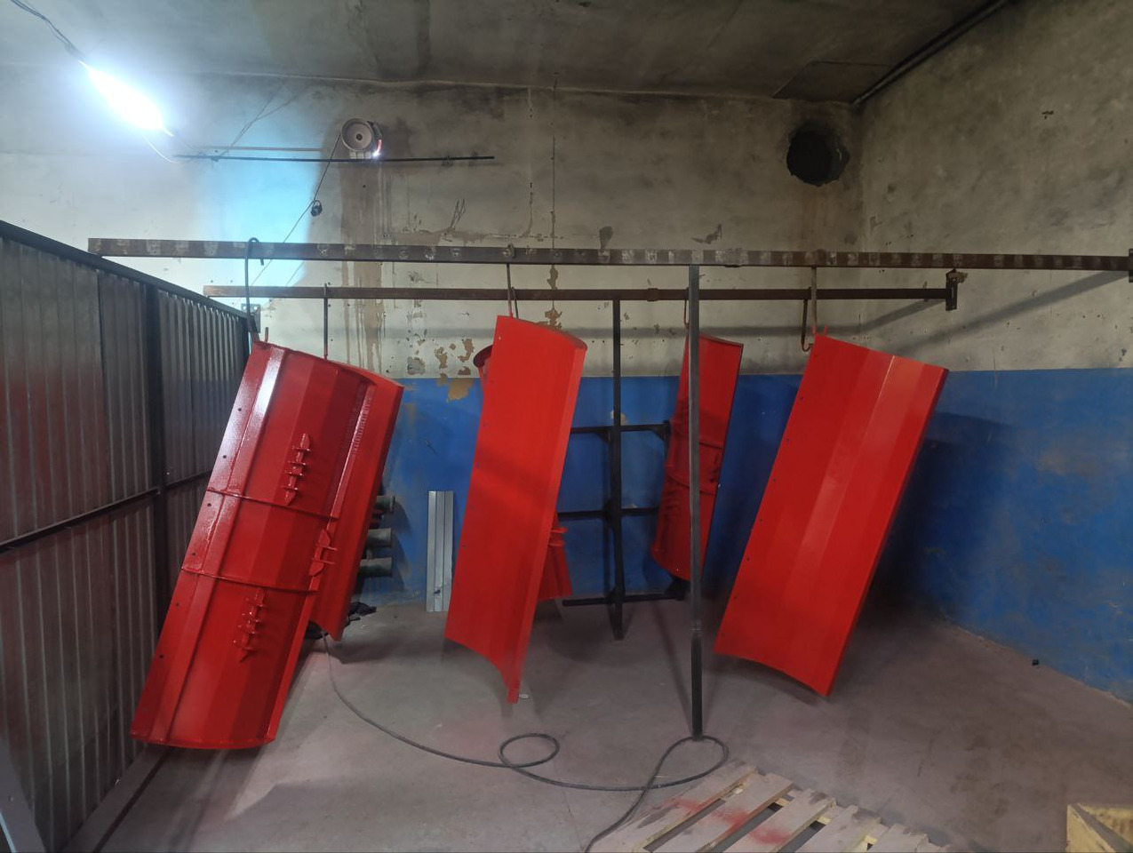 Гранд Ом-1,5 - Отвал для снега для Тракторов: фото 2 Гранд Ом-1,5 - Отвал для снега для Тракторов: фото 2