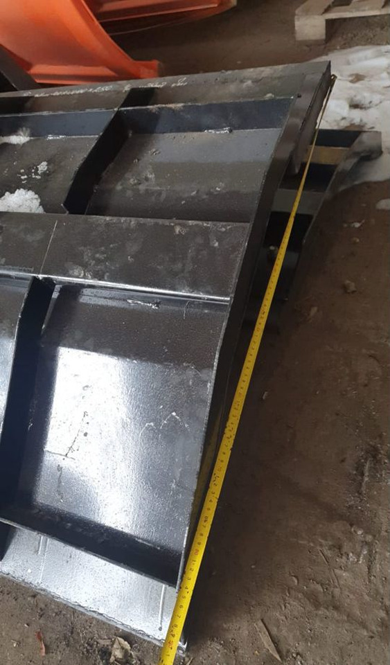 Отвал на пку 2,5м с резиной и ножом (сэндвич) - Отвал: фото 5 Отвал на пку 2,5м с резиной и ножом (сэндвич) - Отвал: фото 5