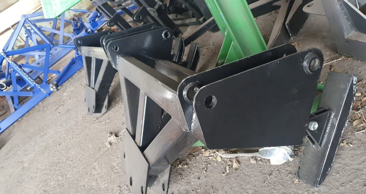 Новый Отвал Отвал на пку 2,5м с резиной и ножом (сэндвич): фото 6