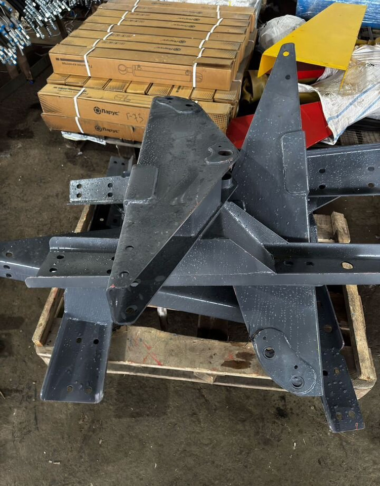 Погрузчик на мтз пку 1000 пф 1 - Фронтальный погрузчик для трактора: фото 5 Погрузчик на мтз пку 1000 пф 1 - Фронтальный погрузчик для трактора: фото 5