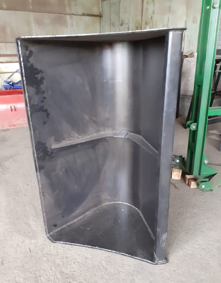 СибТрансСнаб ПКУ-0,9 - Фронтальный погрузчик для трактора: фото 5 СибТрансСнаб ПКУ-0,9 - Фронтальный погрузчик для трактора: фото 5