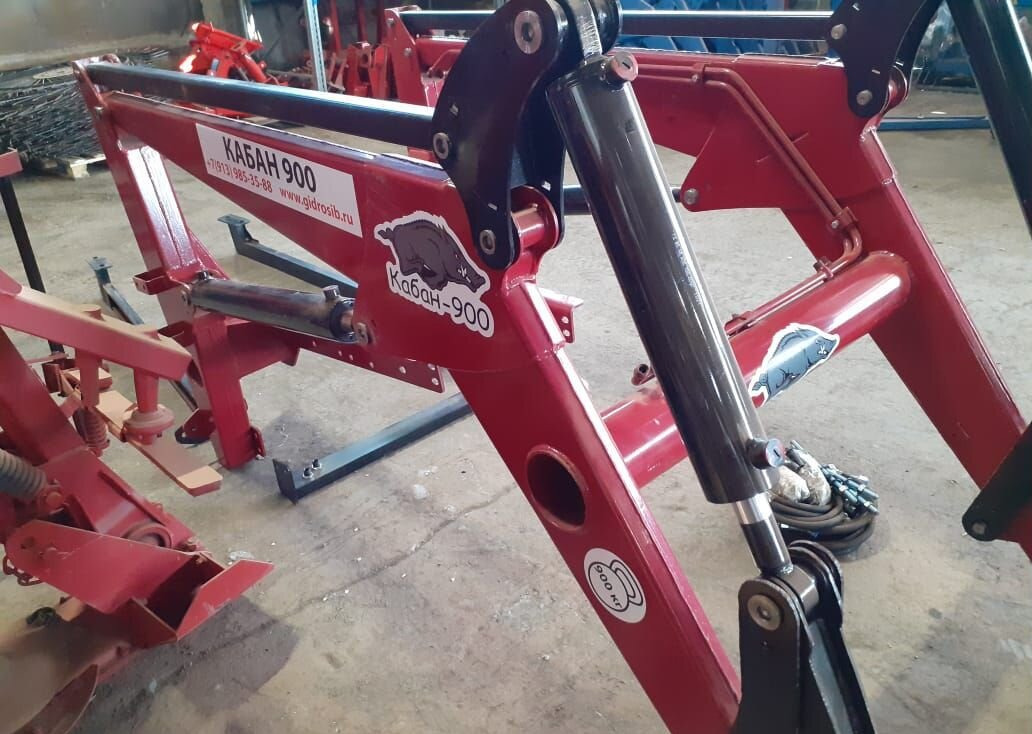 СибТрансСнаб ПКУ-0,9 - Фронтальный погрузчик для трактора: фото 2 СибТрансСнаб ПКУ-0,9 - Фронтальный погрузчик для трактора: фото 2