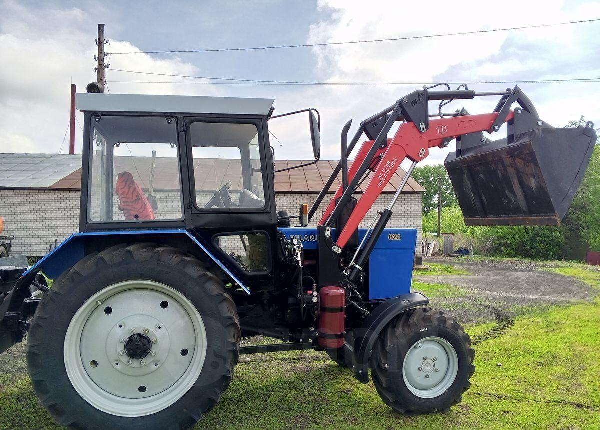 СибТрансСнаб ПКУ-0,9 - Фронтальный погрузчик для трактора: фото 4 СибТрансСнаб ПКУ-0,9 - Фронтальный погрузчик для трактора: фото 4
