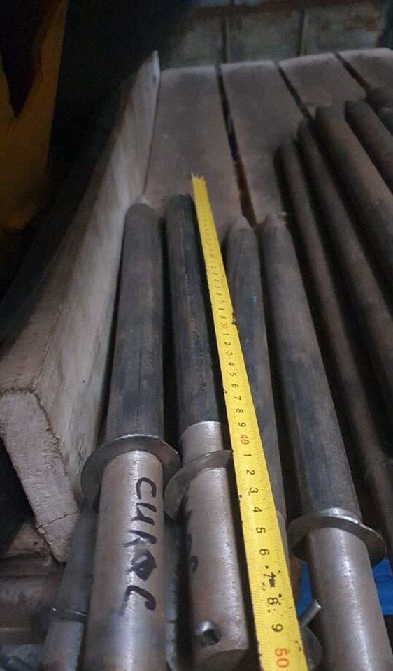 Вилы для сенажа на погрузчик - Вилы для Компактных фронтальных погрузчиков: фото 5 Вилы для сенажа на погрузчик - Вилы для Компактных фронтальных погрузчиков: фото 5