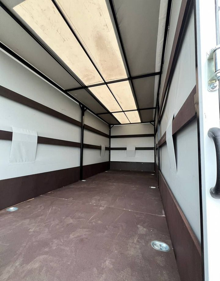 Тентованный фургон ГАЗ ГАЗель 3302 2.7 MT, Новый: фото 8