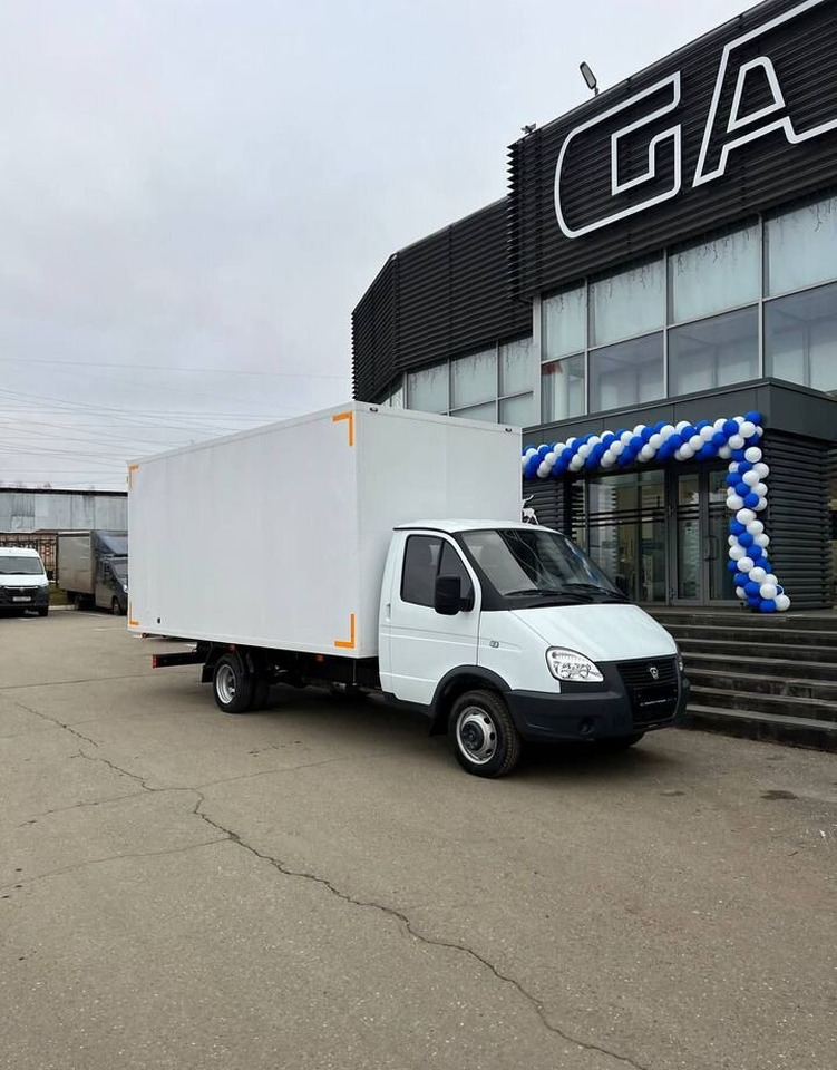 ГАЗ ГАЗель 3302 2.7 MT - Фургон с закрытым кузовом: фото 1 ГАЗ ГАЗель 3302 2.7 MT - Фургон с закрытым кузовом: фото 1