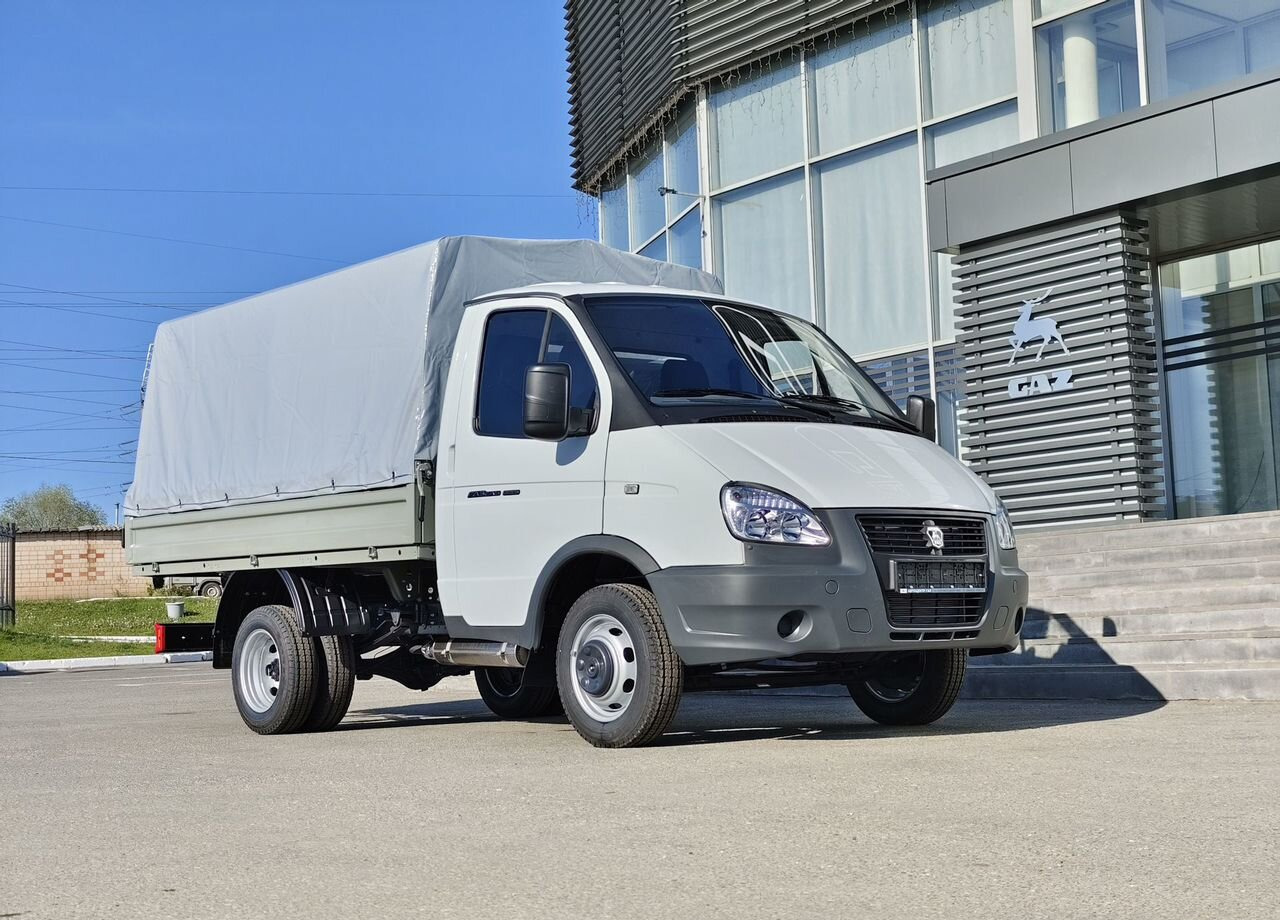 ГАЗ ГАЗель 3302 2.7 MT - Тентованный фургон: фото 1 ГАЗ ГАЗель 3302 2.7 MT - Тентованный фургон: фото 1