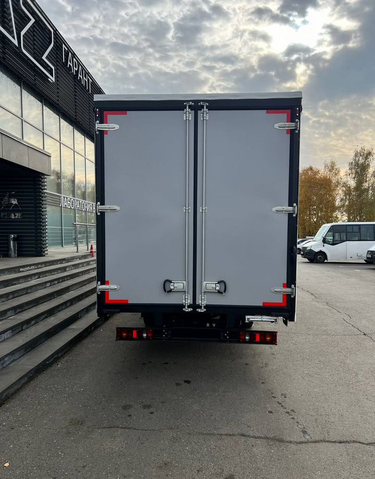 ГАЗ ГАЗель 3302 2.7 MT - Тентованный фургон: фото 5 ГАЗ ГАЗель 3302 2.7 MT - Тентованный фургон: фото 5