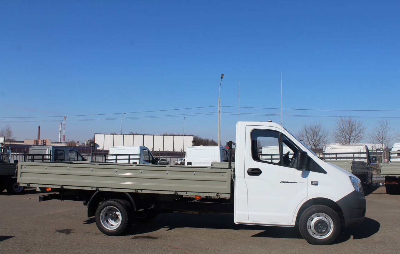 ГАЗ ГАЗель Next 2.5 MT, 2025Новый - Малотоннажный бортовой грузовик: фото 1 ГАЗ ГАЗель Next 2.5 MT, 2025Новый - Малотоннажный бортовой грузовик: фото 1