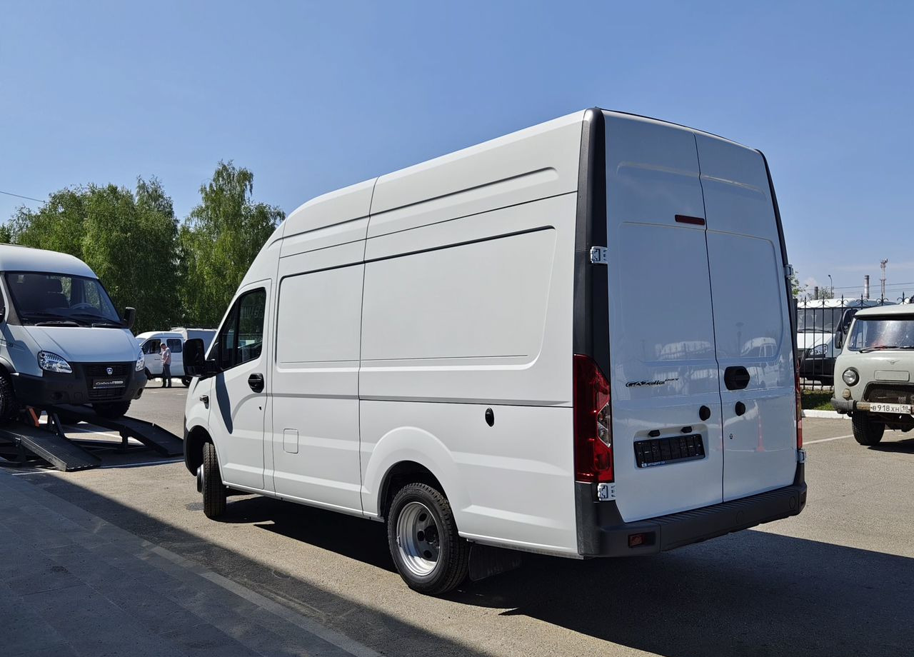 ГАЗ ГАЗель Next 2.5 MT - Цельнометаллический фургон: фото 5 ГАЗ ГАЗель Next 2.5 MT - Цельнометаллический фургон: фото 5