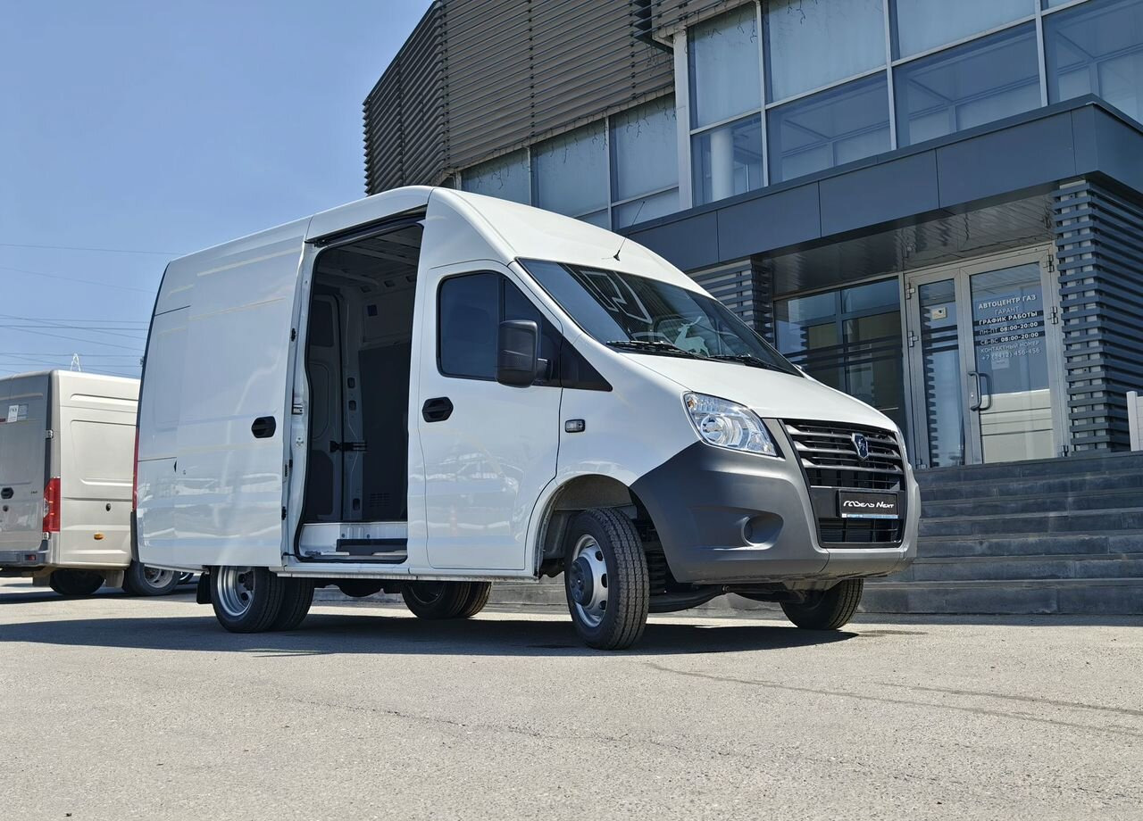 ГАЗ ГАЗель Next 2.5 MT - Цельнометаллический фургон: фото 1 ГАЗ ГАЗель Next 2.5 MT - Цельнометаллический фургон: фото 1