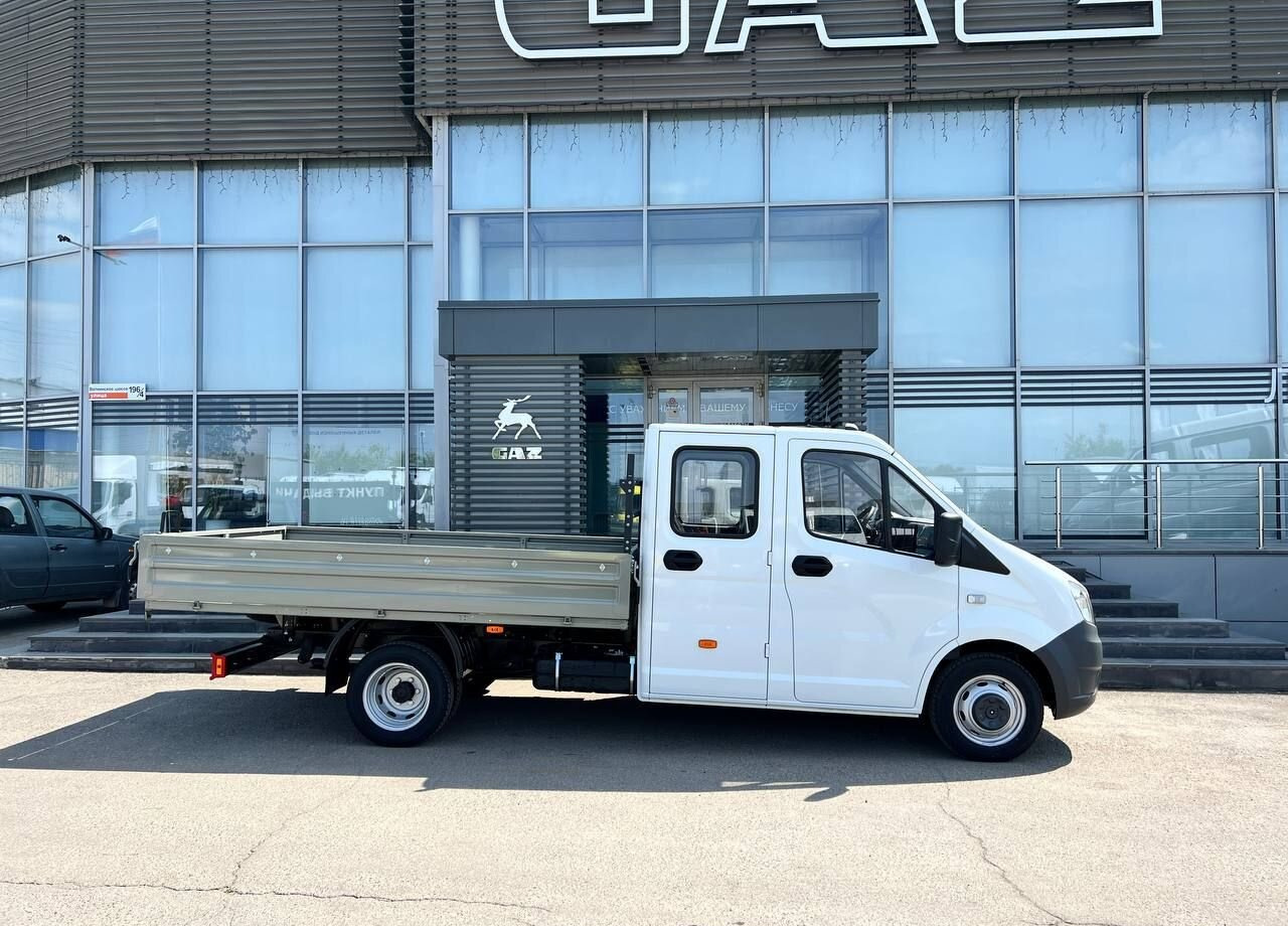 ГАЗ ГАЗель Next 2.7 MT, Новый - Малотоннажный бортовой грузовик: фото 1 ГАЗ ГАЗель Next 2.7 MT, Новый - Малотоннажный бортовой грузовик: фото 1