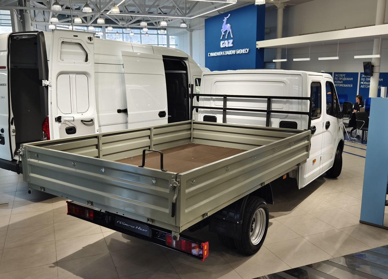Новый Малотоннажный бортовой грузовик, Грузопассажирский фургон ГАЗ ГАЗель Next 2.7 MT: фото 6