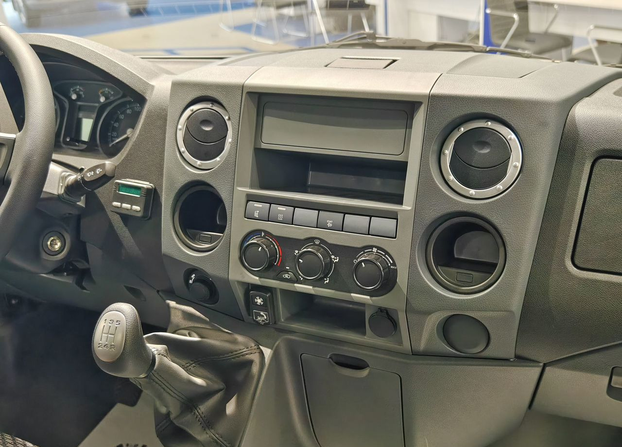 Новый Малотоннажный бортовой грузовик, Грузопассажирский фургон ГАЗ ГАЗель Next 2.7 MT: фото 10