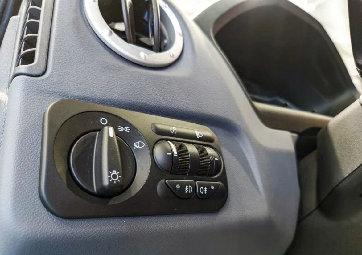 Новый Пассажирский фургон ГАЗ Соболь 2217 2.9 MT: фото 12