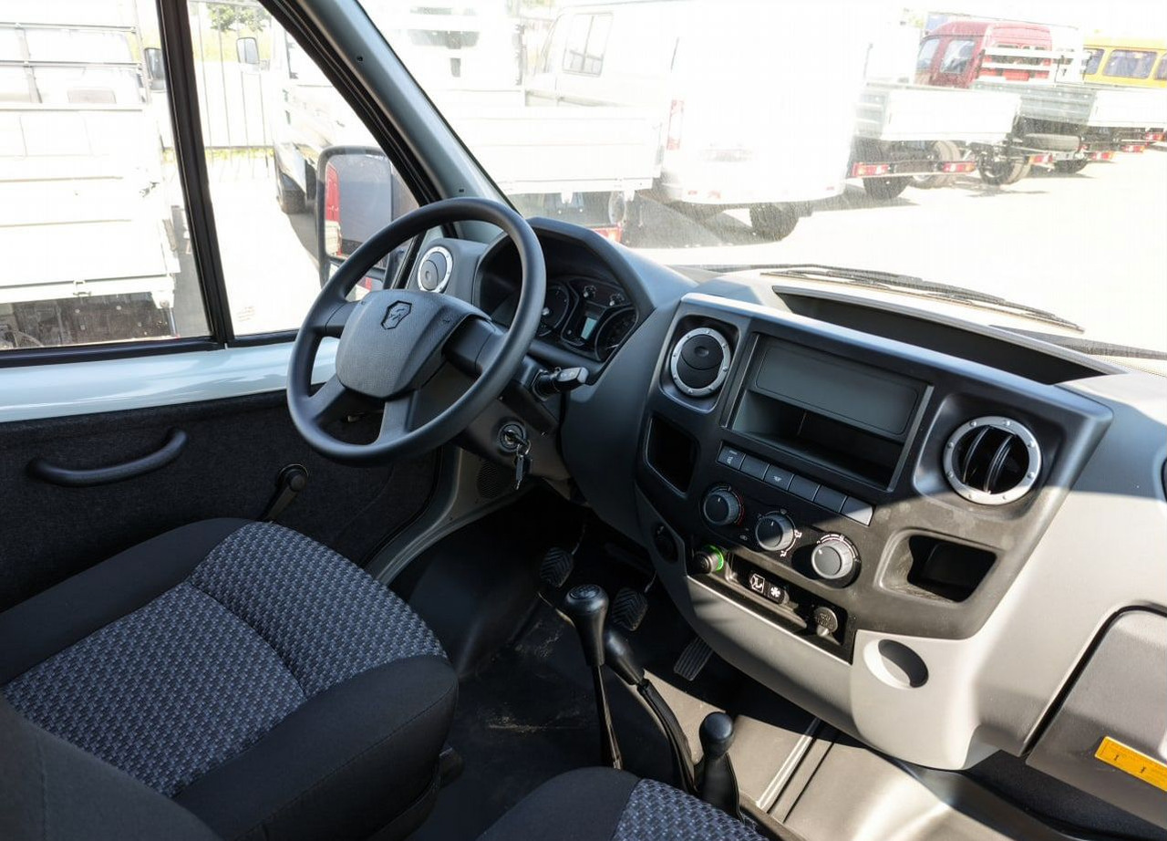 Малотоннажный бортовой грузовик ГАЗ Соболь 2310 2.7 MT, Новый: фото 10