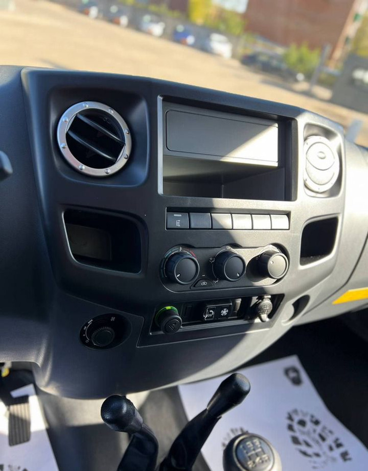 Новый Малотоннажный бортовой грузовик, Грузопассажирский фургон ГАЗ Соболь 2310 2.7 MT: фото 11