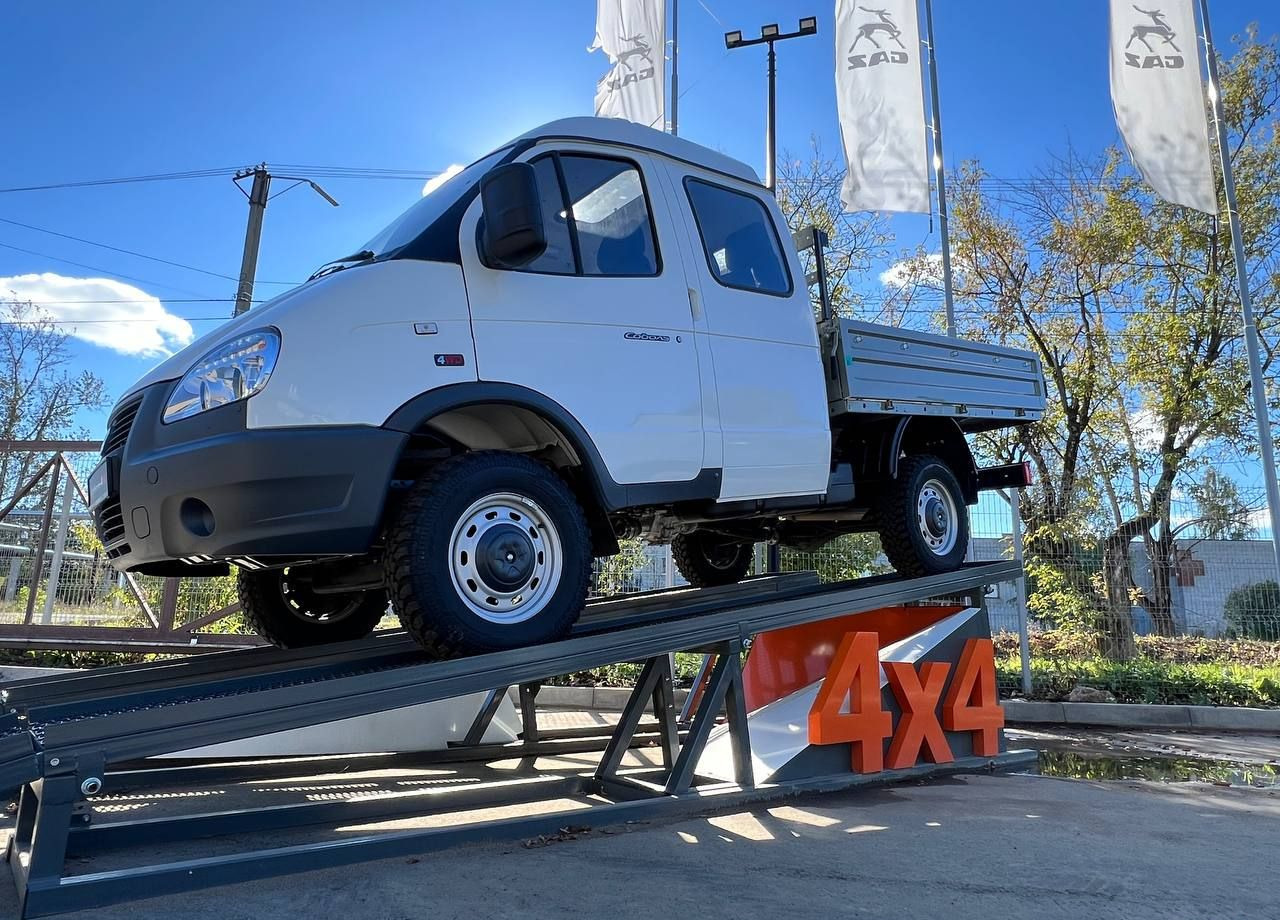 Новый Малотоннажный бортовой грузовик, Грузопассажирский фургон ГАЗ Соболь 2310 2.7 MT: фото 6