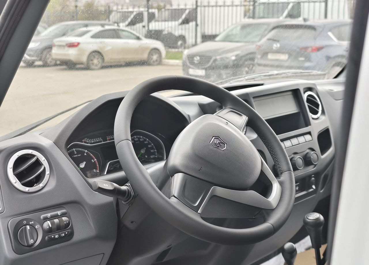 Новый Пассажирский фургон ГАЗ Соболь 2752 2.7 MT: фото 17