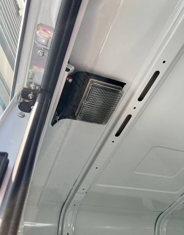 Новый Грузопассажирский фургон ГАЗ Соболь 2752 2.9 MT: фото 18