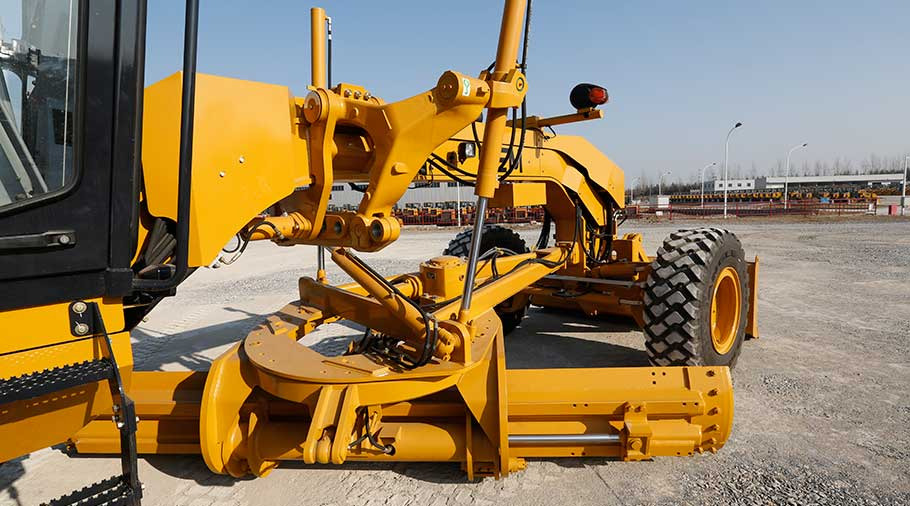 АВТОГРЕЙДЕР SEM 922 AWD - Грейдер: фото 4 АВТОГРЕЙДЕР SEM 922 AWD - Грейдер: фото 4