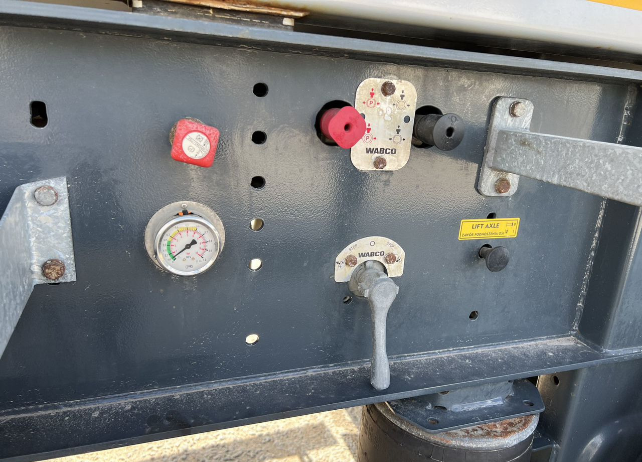 Самосвальный полуприцеп Bodex KIS 3WS2: фото 9