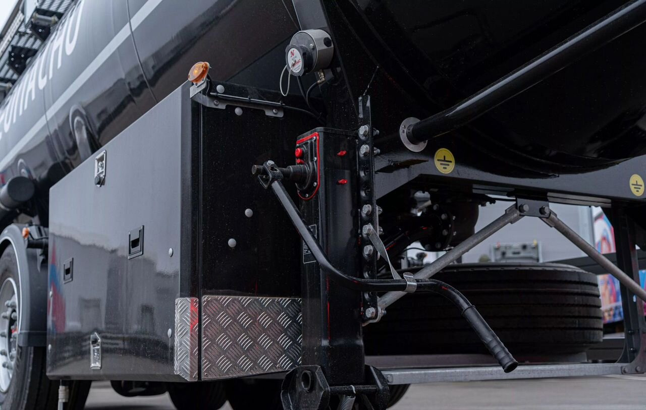 Новый Полуприцеп-цистерна Bonum 914210: фото 6