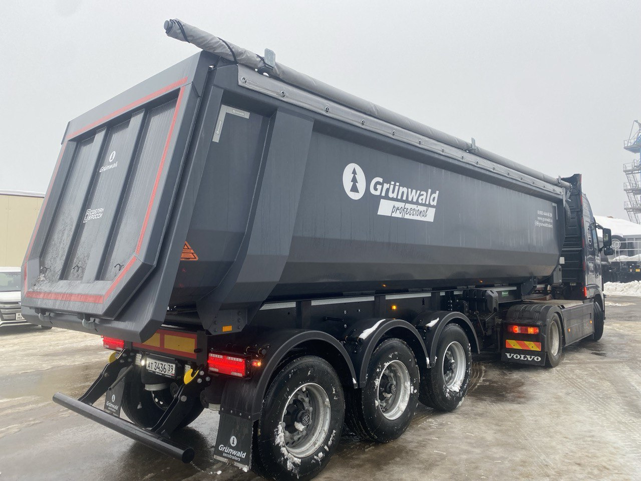 GRUNWALD - Самосвальный полуприцеп: фото 1 GRUNWALD - Самосвальный полуприцеп: фото 1