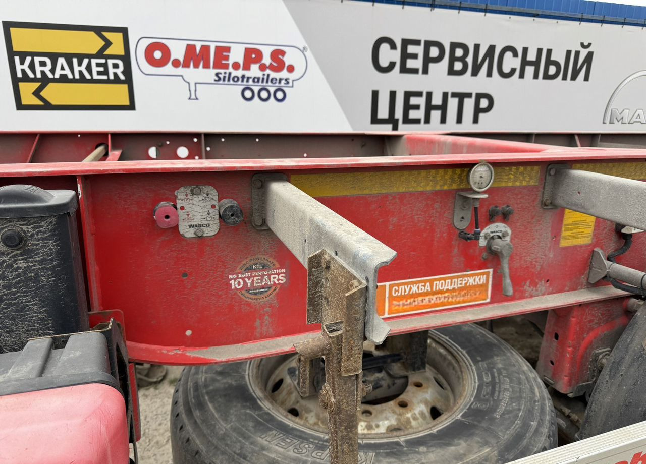 Полуприцеп контейнеровоз (BDF, сменный кузов) Kassbohrer CS: фото 12