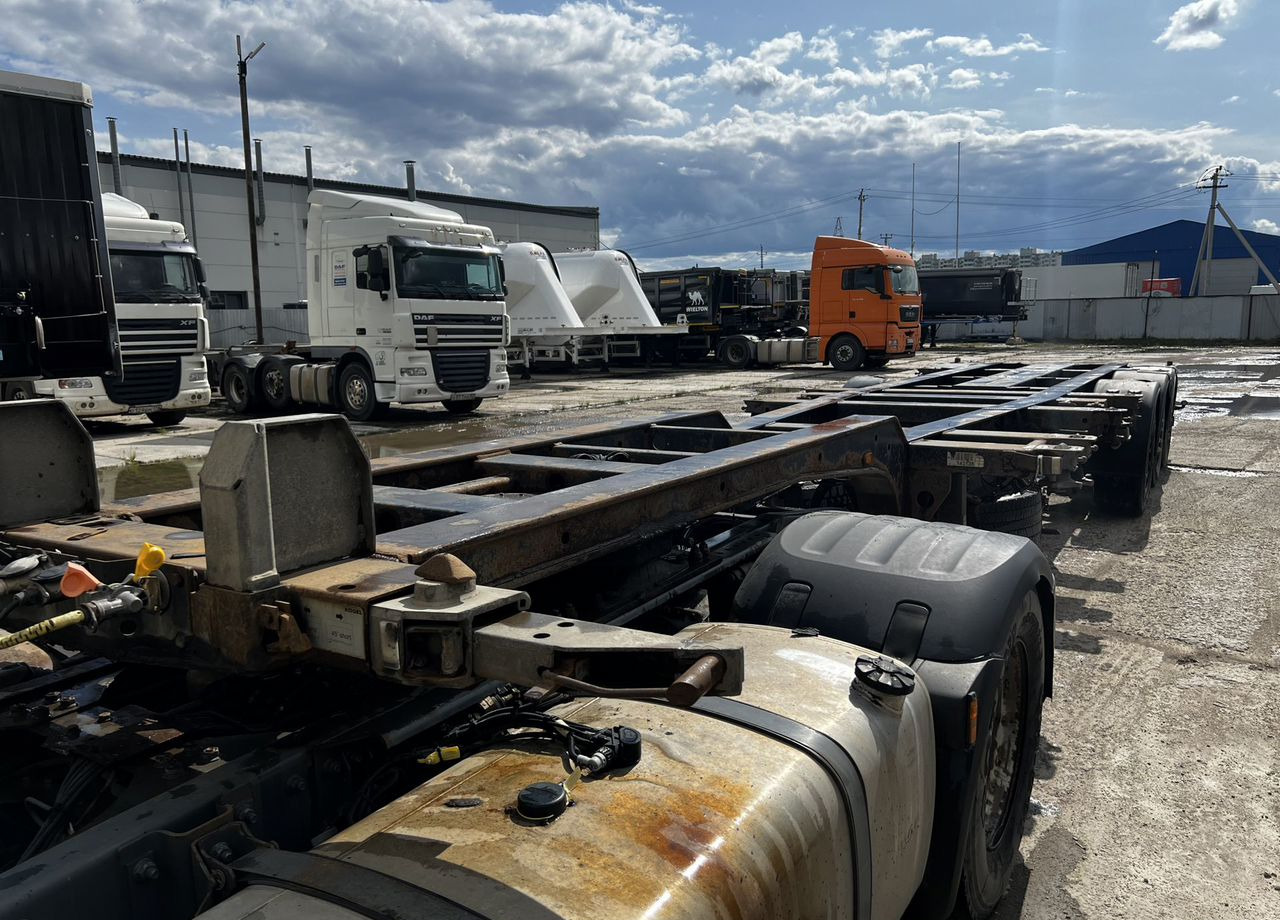 Kogel SW24 - Полуприцеп контейнеровоз (BDF, сменный кузов): фото 5 Kogel SW24 - Полуприцеп контейнеровоз (BDF, сменный кузов): фото 5