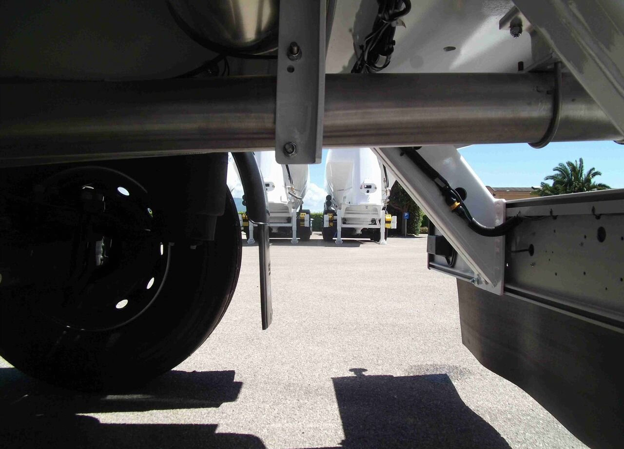 Новый Полуприцеп цистерна для сыпучих грузов OMEPS CM 47: фото 6