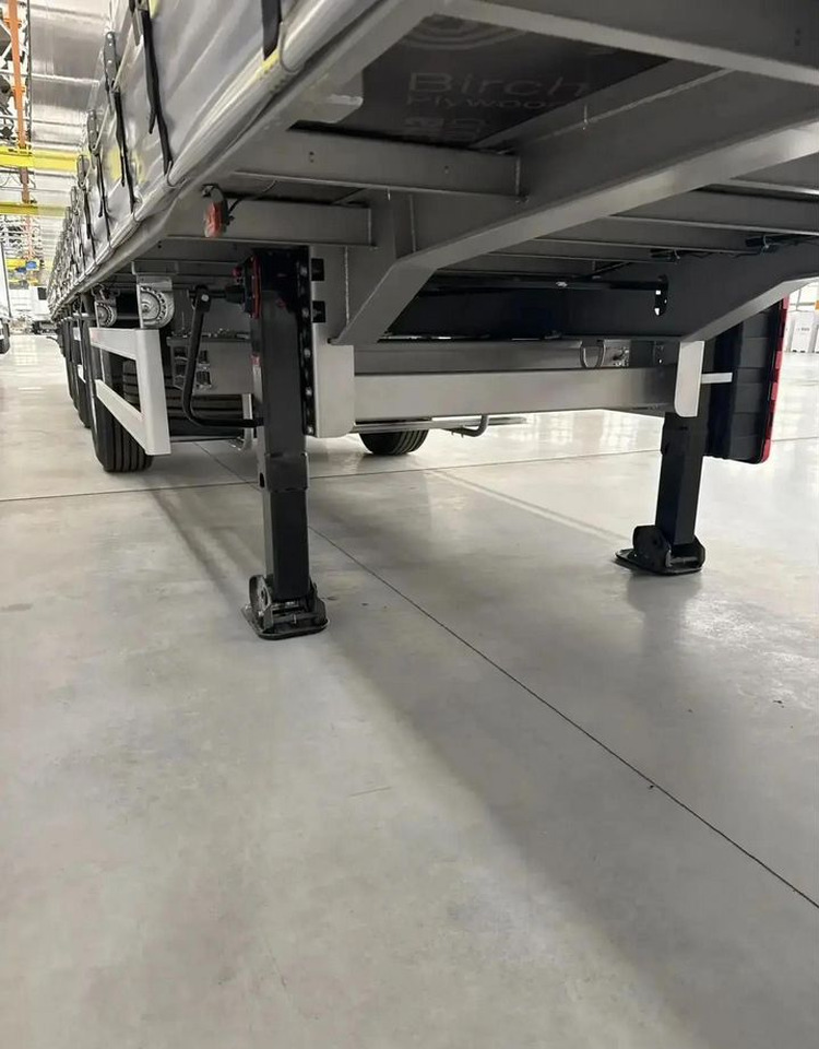 Новый Тентованный полуприцеп UzAutoTrailer UAT-SCG-9226.01: фото 7 Новый Тентованный полуприцеп UzAutoTrailer UAT-SCG-9226.01: фото 7