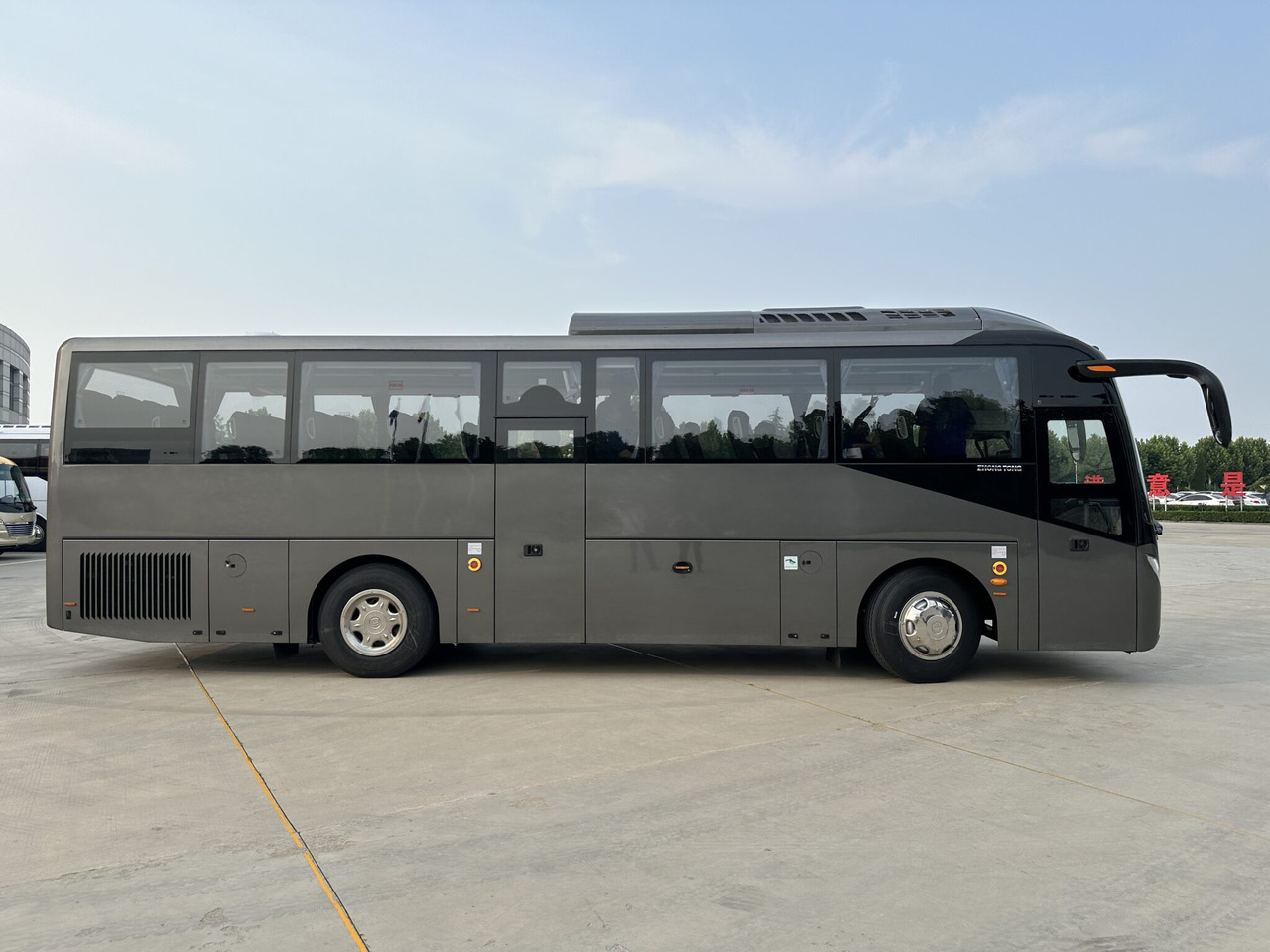 Zhong-Tong LCK6109HQ (H10) - Туристический автобус: фото 1 Zhong-Tong LCK6109HQ (H10) - Туристический автобус: фото 1