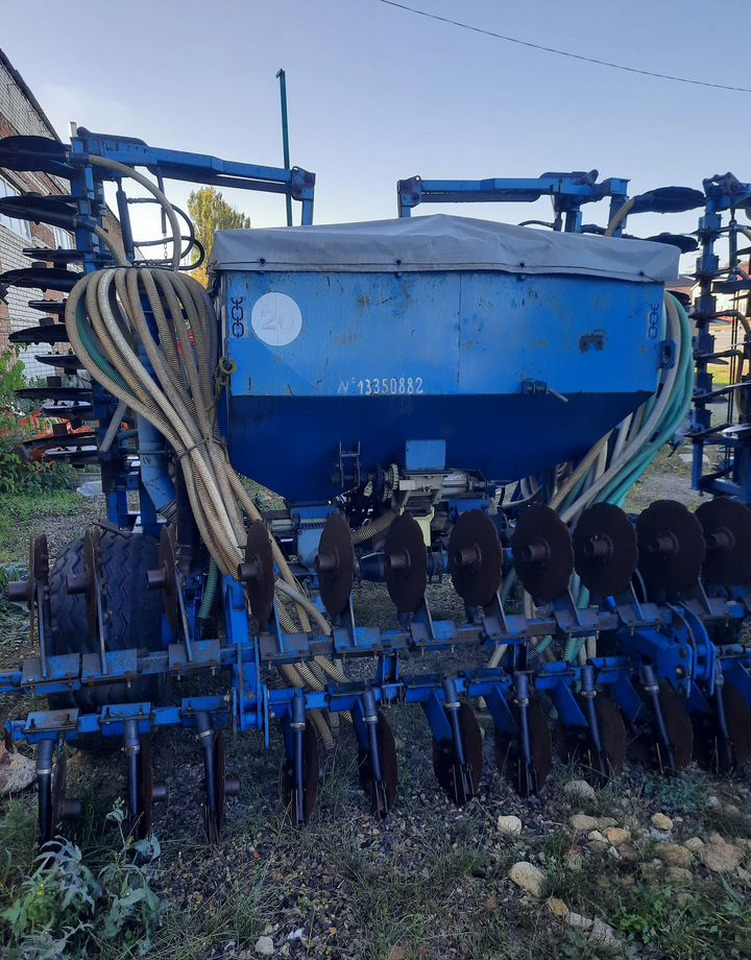 Быстрица С-6ПМ3 - Посевной комплекс: фото 1 Быстрица С-6ПМ3 - Посевной комплекс: фото 1