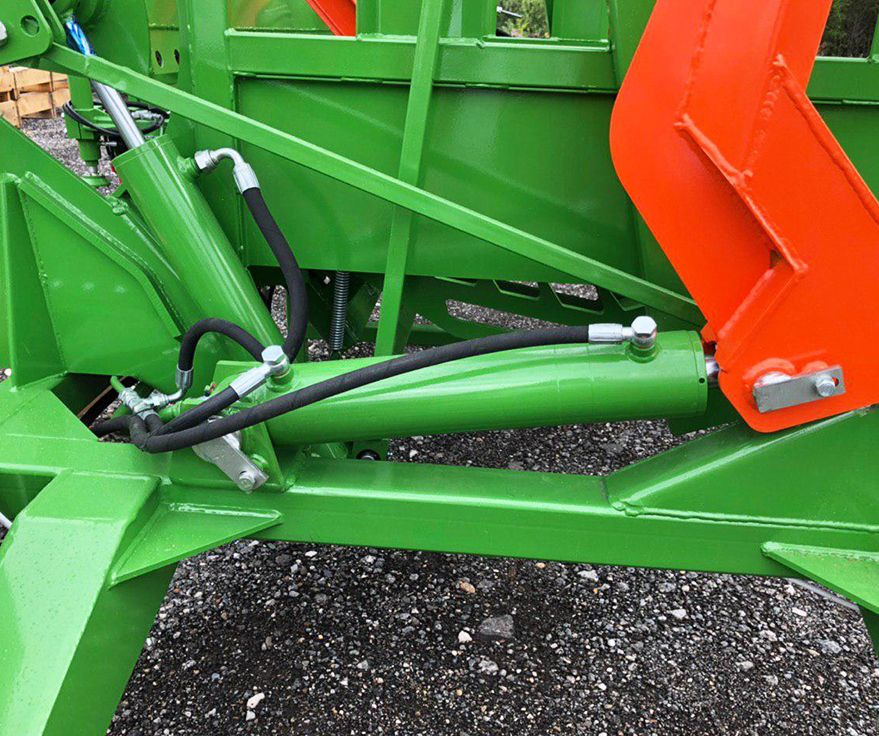 Дополнительный гидроцилиндр подъема для резчика рулонов - Гидравлический цилиндр для Сельскохозяйственной техники: фото 1 Дополнительный гидроцилиндр подъема для резчика рулонов - Гидравлический цилиндр для Сельскохозяйственной техники: фото 1