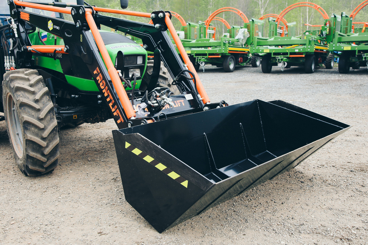 Ковш КШ-011FL - Ковш для погрузчика для Сельскохозяйственной техники: фото 3 Ковш КШ-011FL - Ковш для погрузчика для Сельскохозяйственной техники: фото 3