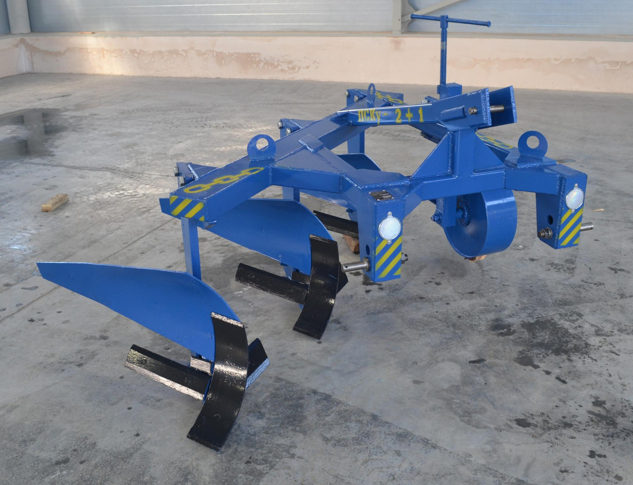 ПСК-2+1 - Плуг: фото 1 ПСК-2+1 - Плуг: фото 1