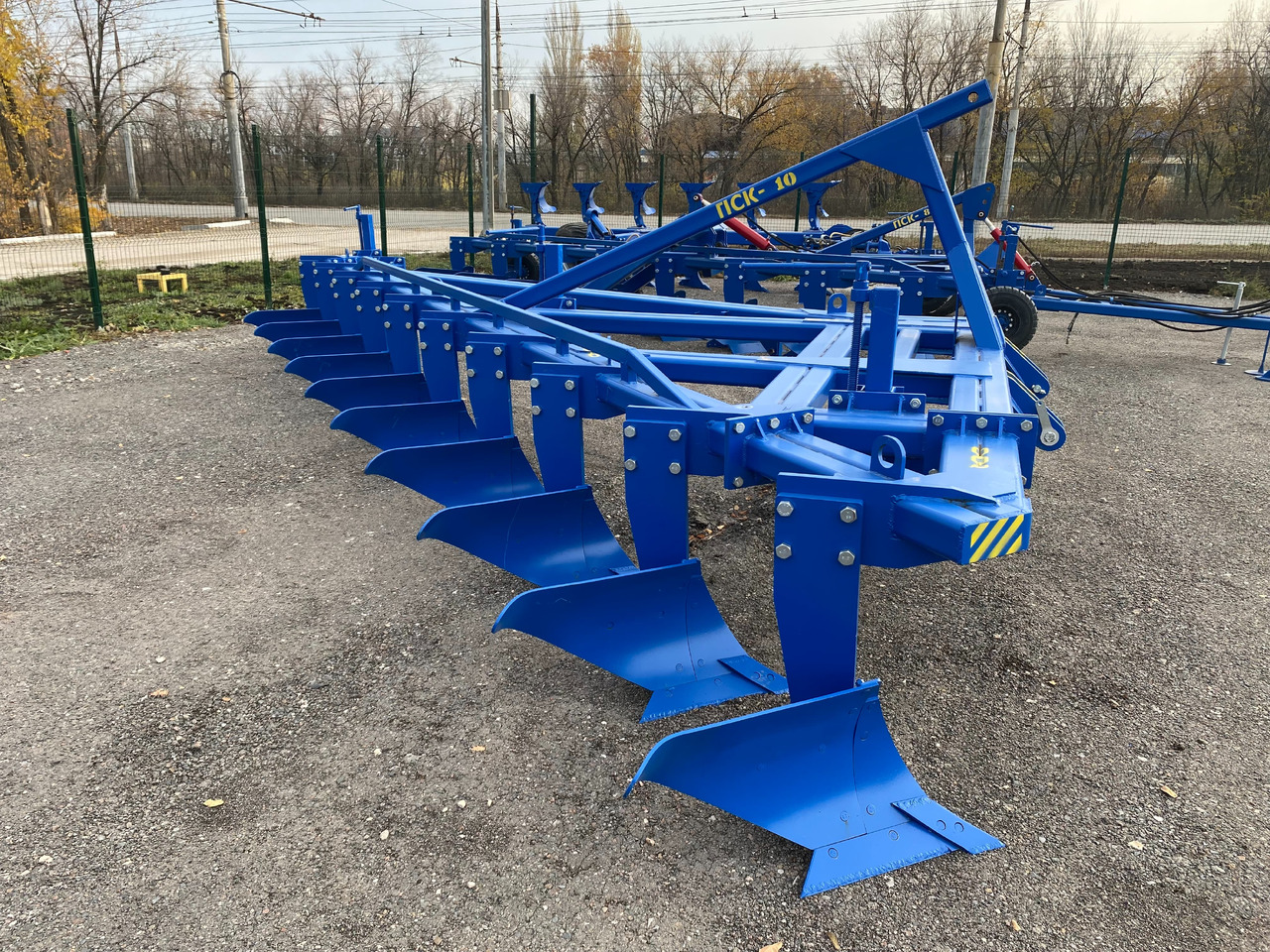 ПСКуМ-10 - Плуг: фото 2 ПСКуМ-10 - Плуг: фото 2