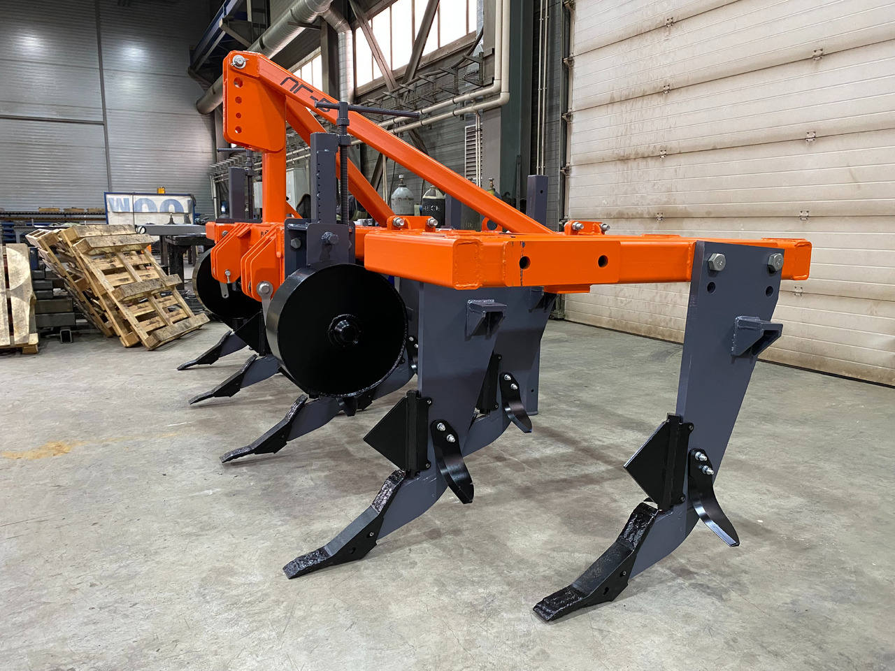 Плуг чизельный ПГ-5Н-9 (ПЧ-4.5) - Глубокорыхлитель: фото 5 Плуг чизельный ПГ-5Н-9 (ПЧ-4.5) - Глубокорыхлитель: фото 5