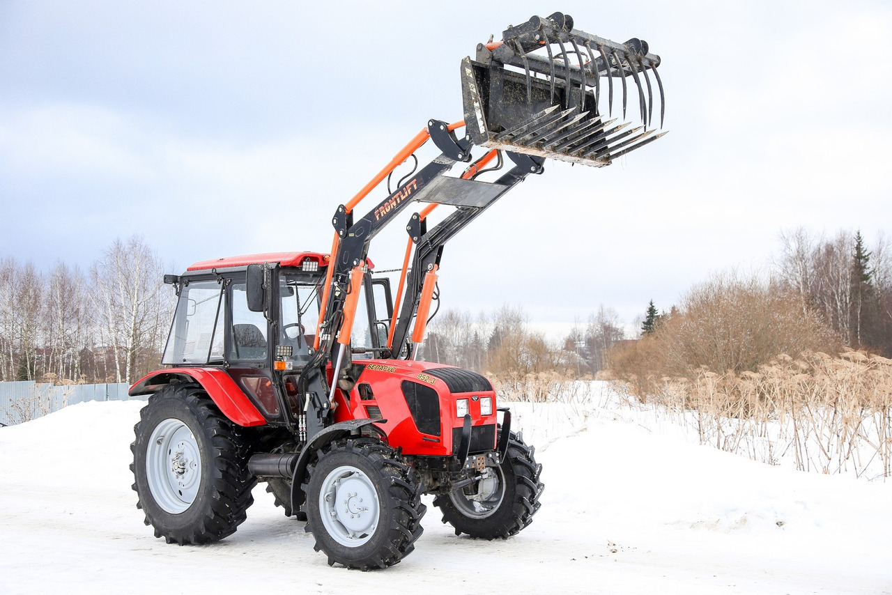 Погрузчик фронтальный FRONTLIFT-1200, с системой параллельного ведения, к тракторам БЕЛАРУС - Фронтальный погрузчик для трактора: фото 1 Погрузчик фронтальный FRONTLIFT-1200, с системой параллельного ведения, к тракторам БЕЛАРУС - Фронтальный погрузчик для трактора: фото 1