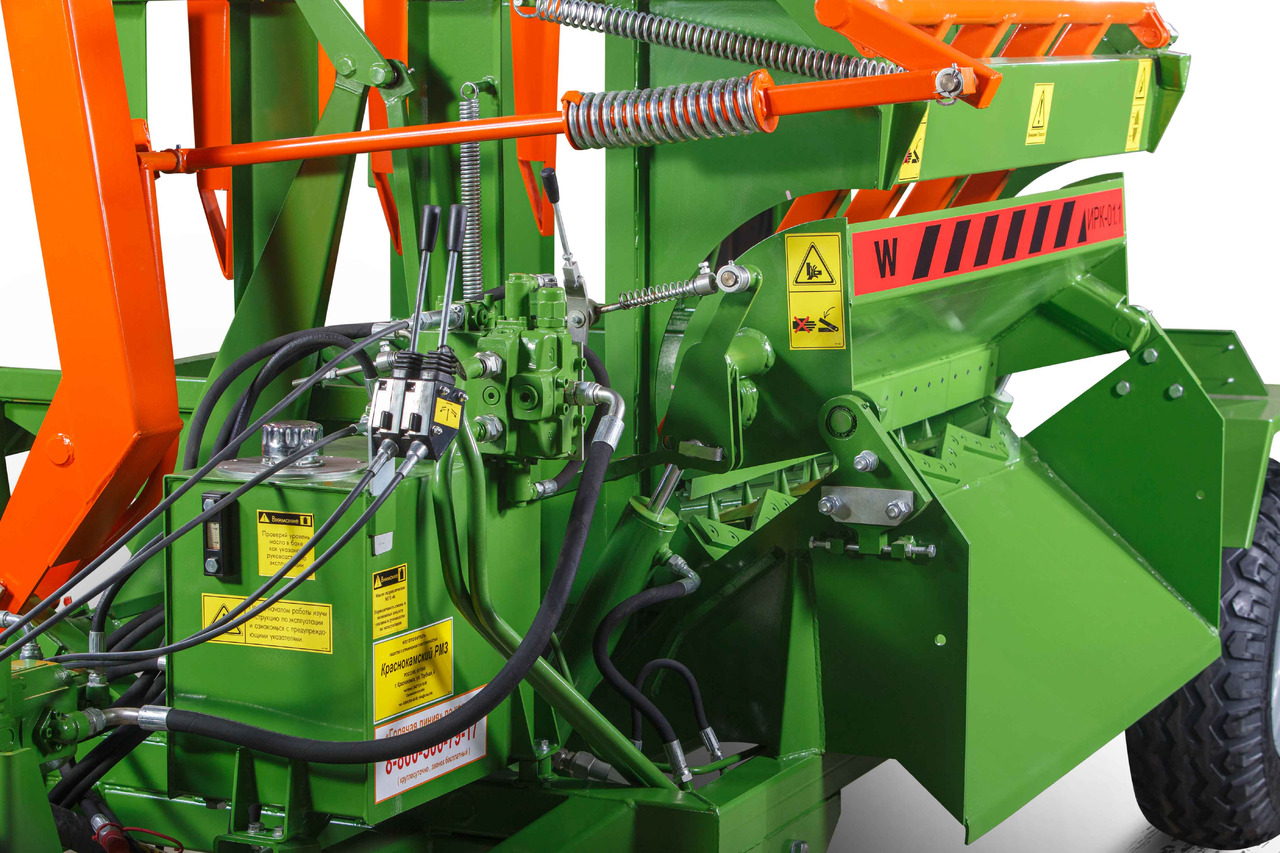 Резчик рулонов ИРК-01.1 (кормораздатчик) толщина резки 5-10-15 см, с дополнительным гидроцилиндром подъема (грузоподъемность до 1100 кг) - Техника для сенозаготовки: фото 4 Резчик рулонов ИРК-01.1 (кормораздатчик) толщина резки 5-10-15 см, с дополнительным гидроцилиндром подъема (грузоподъемность до 1100 кг) - Техника для сенозаготовки: фото 4