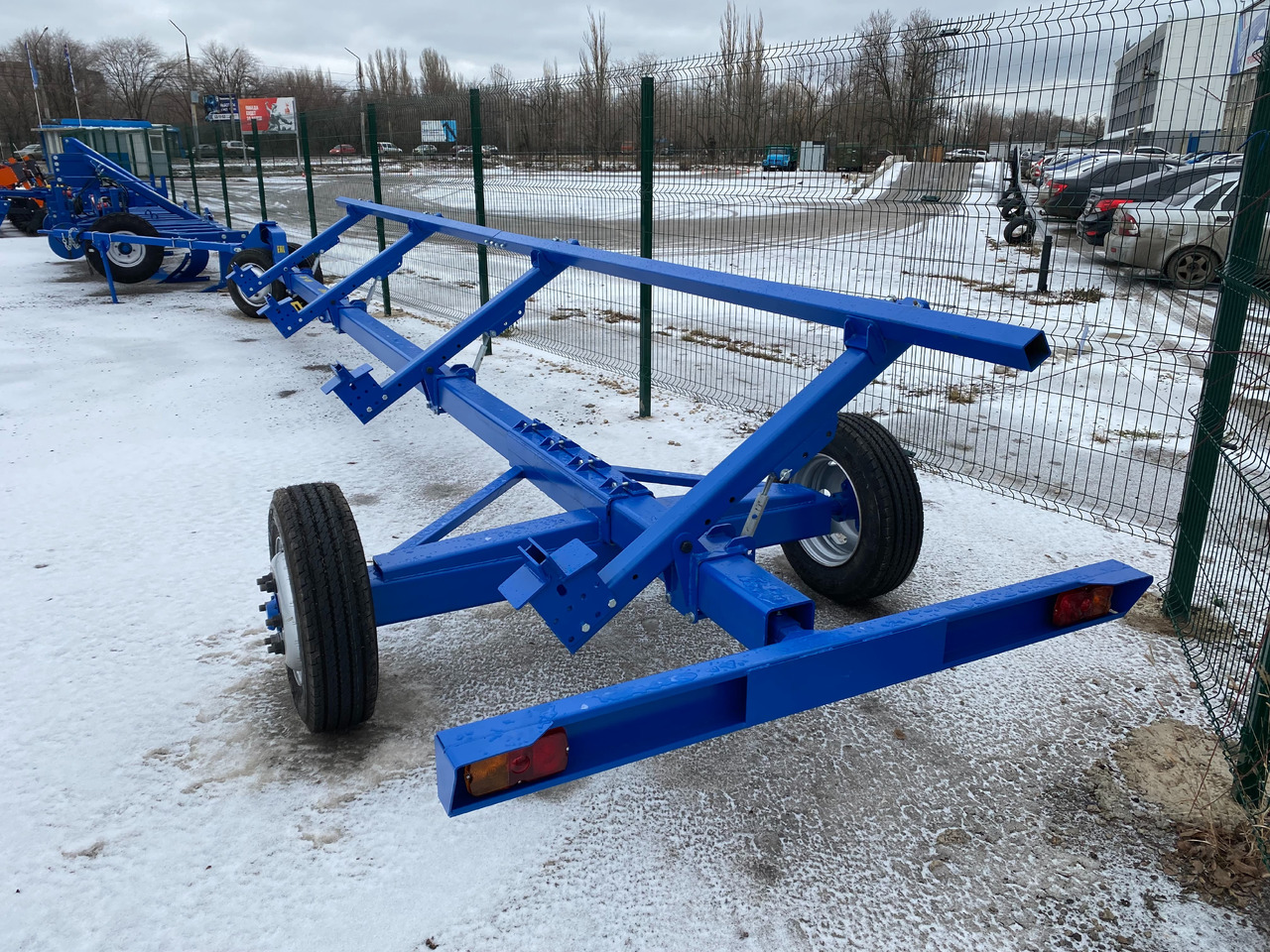Тележка вспомогательная грузовая ТВГ-3511 - Тележка для жатки: фото 3 Тележка вспомогательная грузовая ТВГ-3511 - Тележка для жатки: фото 3
