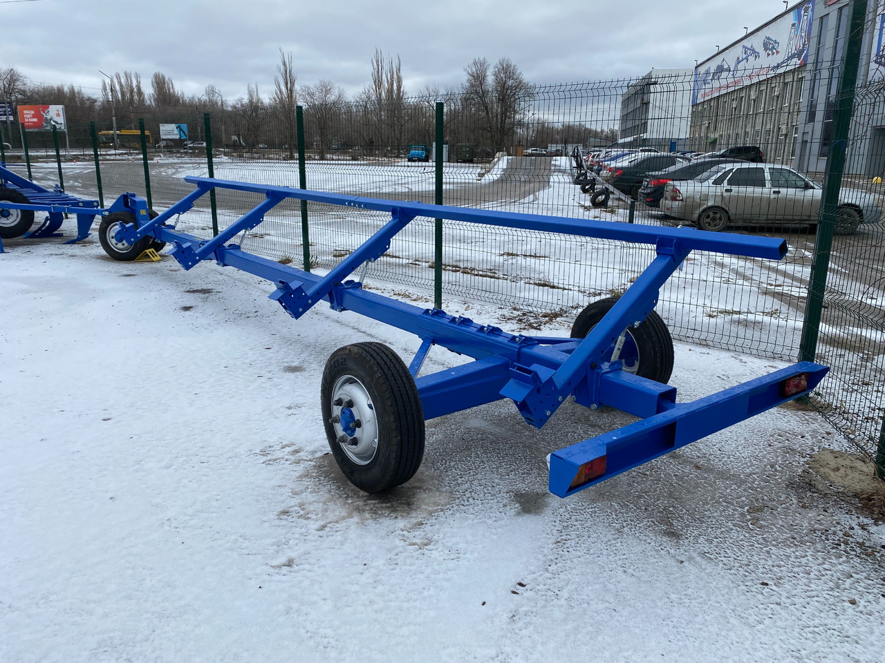 Тележка вспомогательная грузовая ТВГ-3511 - Тележка для жатки: фото 2 Тележка вспомогательная грузовая ТВГ-3511 - Тележка для жатки: фото 2