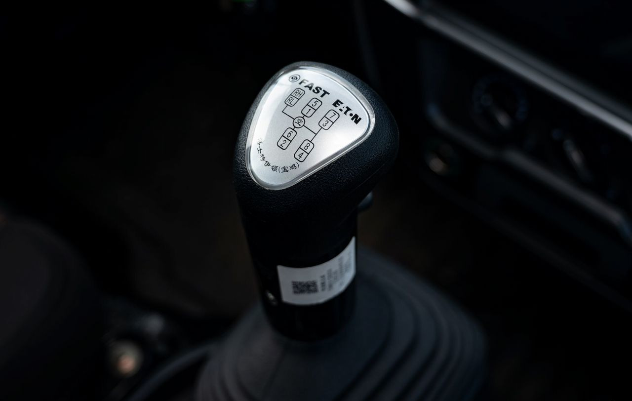 Dongfeng C120L - Бортовой грузовик/ Платформа, Автоманипулятор: фото 5 Dongfeng C120L - Бортовой грузовик/ Платформа, Автоманипулятор: фото 5